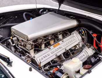 Bajo el capó Aston Martin V8 Vantage [Worldwide] (Series II) '10.1978–89