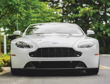 2013–17 Aston Martin V8 Vantage [North America] '2012–17
