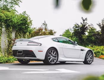 2013–17 Aston Martin V8 Vantage [North America] '2012–17