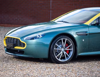 Aston Martin V8 Vantage "V8 Vantage Race Collection 007 of 007" (#4/7) '2010
