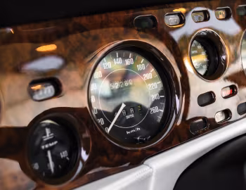 Tableau de bord Aston Martin V8 Vantage [Worldwide] (Series II) '10.1978–89