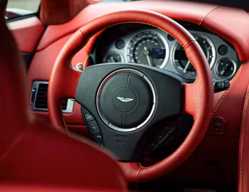Intérieur Aston Martin V8 Vantage "V8 Vantage Race Collection 007 of 007" (#2/7) '2010