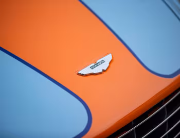 Logo Aston Martin V8 Vantage "V8 Vantage Race Collection 007 of 007" (#3/7) '2010