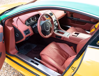 Intérieur Aston Martin V8 Vantage "V8 Vantage Race Collection 007 of 007" (#6/7) '2010