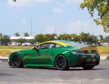 Aston Martin V8 Vantage GT4 '2010–16