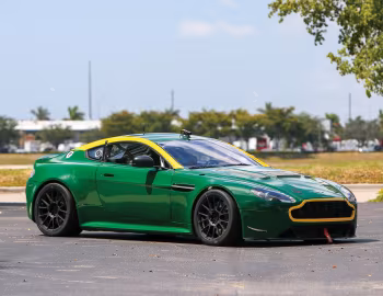 Aston Martin V8 Vantage GT4 '2010–16