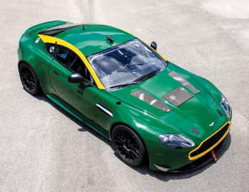 Aston Martin V8 Vantage GT4 '2010–16