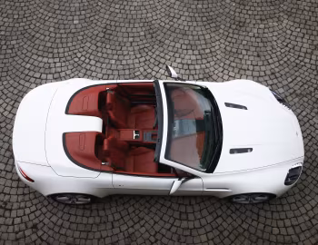 Aston Martin V8 Vantage Roadster '2008–12