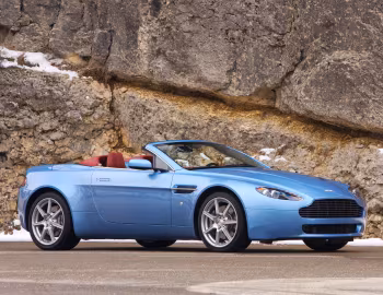 Aston Martin V8 Vantage Roadster [Worldwide] '06.2007–10.2008