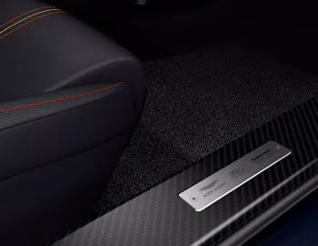 Aston Martin V8 Vantage S "Red Bull Racing" '2017