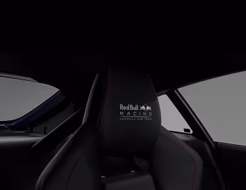 Intérieur Aston Martin V8 Vantage S "Red Bull Racing" '2017