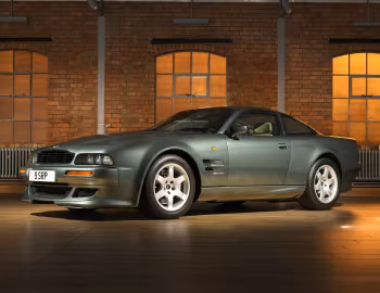 Aston Martin V8 Vantage V550 [UK-spec] '1993–99