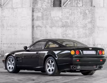 Aston Martin V8 Vantage V550 [UK-spec] '1993–99
