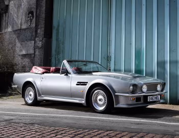 Aston Martin V8 Vantage Volante [UK-spec] '1986–89