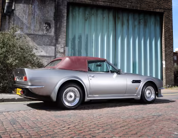 Aston Martin V8 Vantage Volante [UK-spec] '1986–89