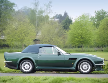Aston Martin V8 Vantage Volante [UK-spec] '1986–89