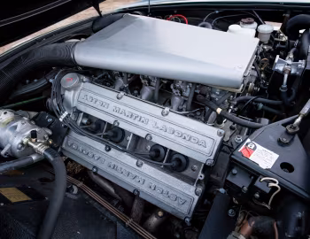 Sous la capuche Aston Martin V8 Vantage X-Pack [Worldwide] (Series II) '1987–89
