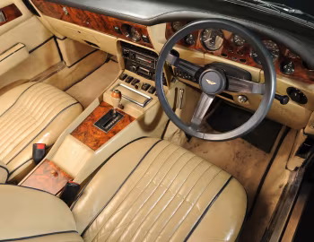 Intérieur Aston Martin V8 Volante [UK-spec] (Series I) '06.1978–85