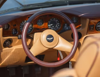 Panneau avant Aston Martin V8 Volante [Worldwide] (Series II) '01.1986–89