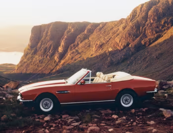 Aston Martin V8 Volante [UK-spec] (Series II) '01.1986–89
