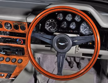 Panneau avant Aston Martin V8 Volante Zagato [UK-spec] '1988–90