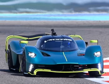 Aston Martin Valkyrie AMR Pro Prototype '2021