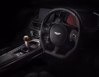 Panneau avant Aston Martin Valour [UK-spec] '2023–24