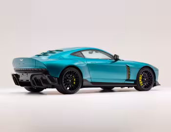 Aston Martin Valour [Worldwide] (#060) '2024