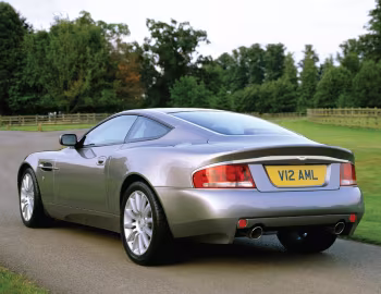 Aston Martin V12 Vanquish [Worldwide] '2001–06