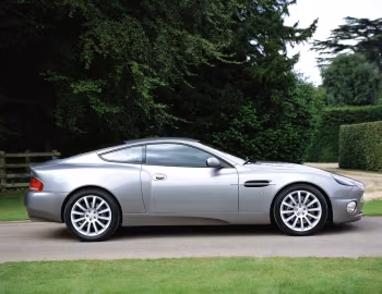 Aston Martin V12 Vanquish [Worldwide] '2001–06