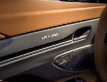 Interior Aston Martin Vanquish 25 Volante '2026