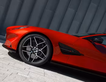 Aston Martin Vanquish [UK-spec] '2024–pr.