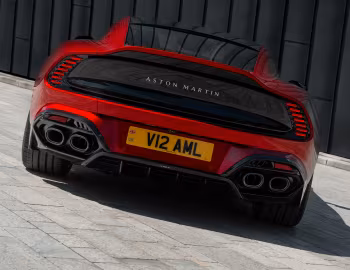 Aston Martin Vanquish [UK-spec] '2024–pr.