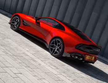 Aston Martin Vanquish [UK-spec] '2024–pr.
