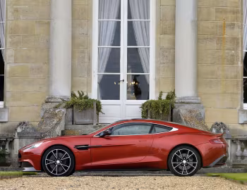 Aston Martin Vanquish [UK-spec] '2012–18