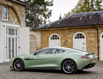Aston Martin Vanquish [UK-spec] '2012–18