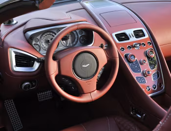 Panneau avant 2014–17 Aston Martin Vanquish Volante [North America] '2013–17