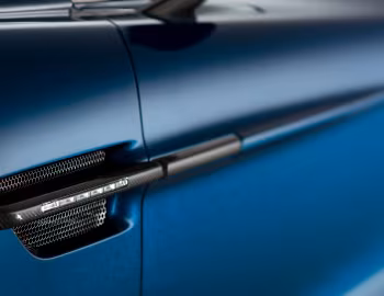 Aston Martin Vanquish Volante [Worldwide] '2013–18