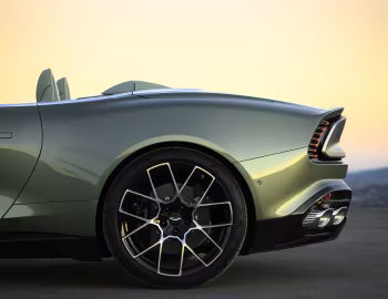 Aston Martin Vanquish Volante [Worldwide] '2025–pr.