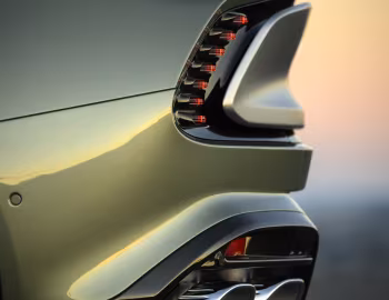 Aston Martin Vanquish Volante [Worldwide] '2025–pr.