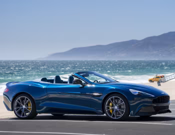 Aston Martin Vanquish Volante [Worldwide] '2013–18