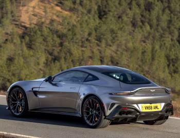 2025–pr. Aston Martin Vantage [North America] '2024–pr.