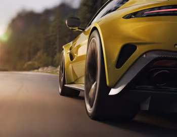 Aston Martin Vantage [Worldwide] '2024–pr.