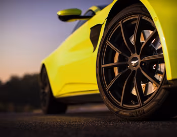 Aston Martin Vantage [Worldwide] '2018–24