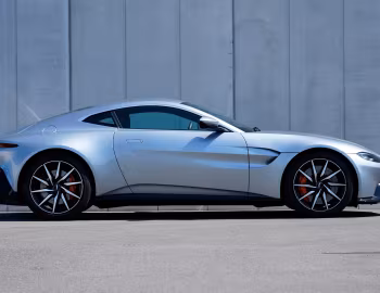 Aston Martin Vantage [Japan] '2018–24