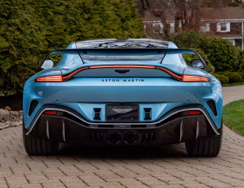 Aston Martin V12 Vantage [North America] '2022–pr.