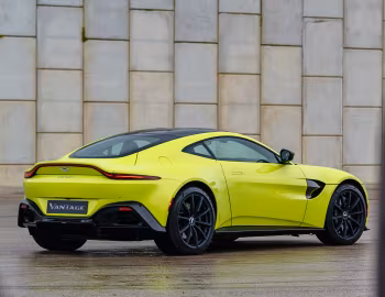 2019–24 Aston Martin Vantage [North America] '2018–24
