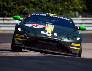 Aston Martin Vantage GT4 '2018–24