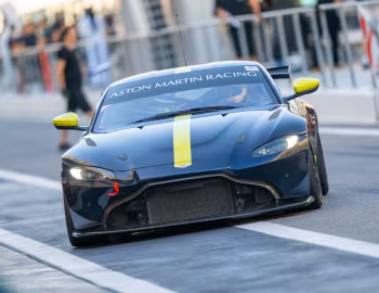Aston Martin Vantage GT4 '2018–24