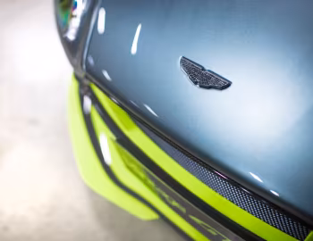Aston Martin Vantage GT8 '2016–17